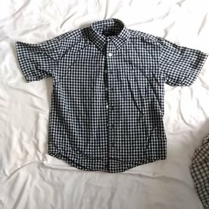 Izod button down short sleeve shirt